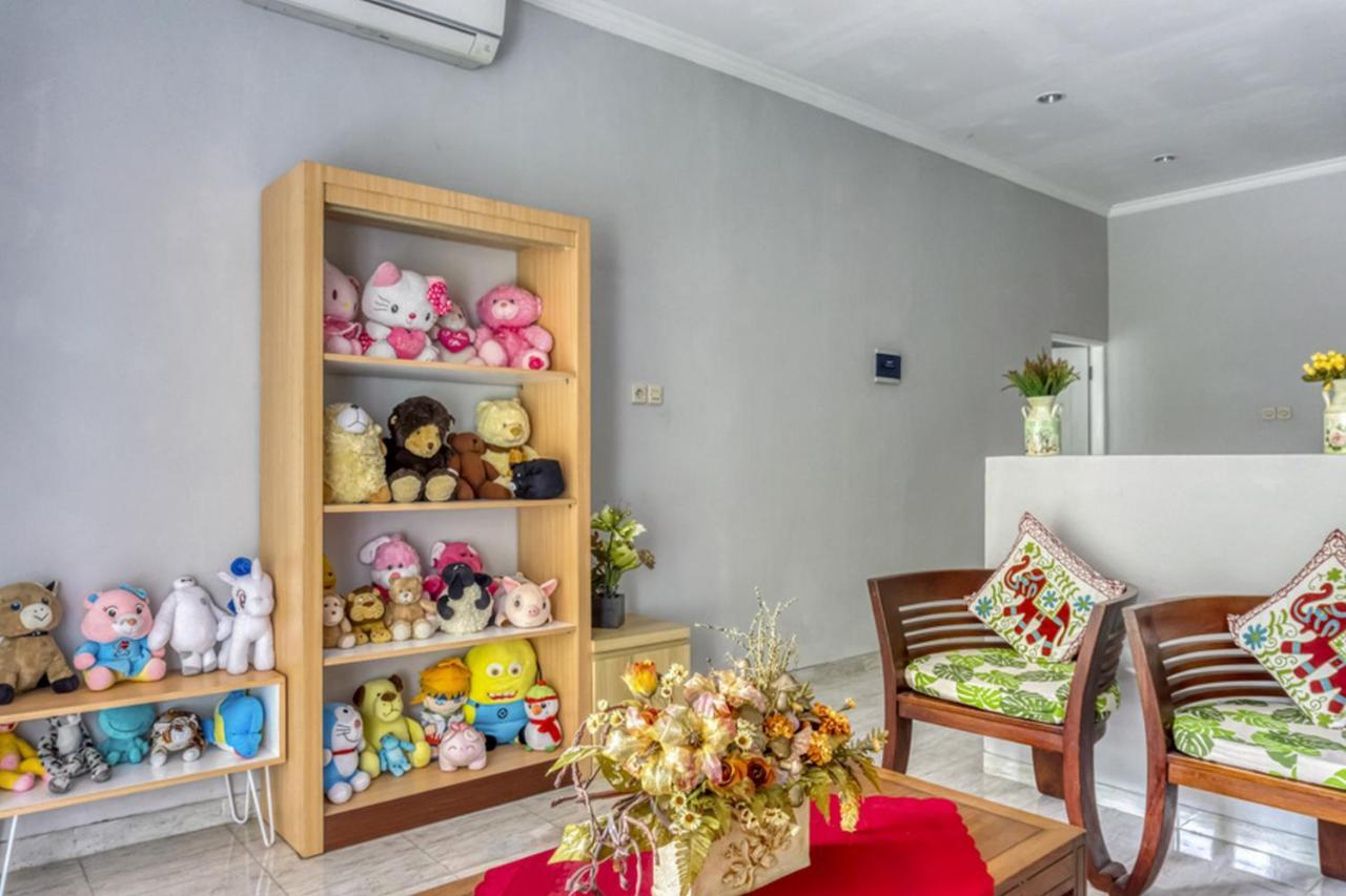 Reddoorz Near Sindu Kusuma Edupark 2 Hotel Cebongan Exterior photo